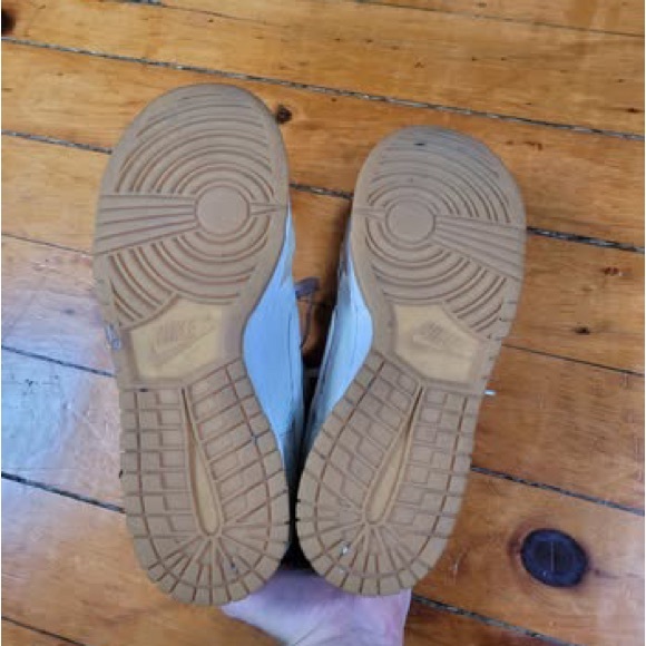 Nike Seafoam Dunks - Picture 4 of 4